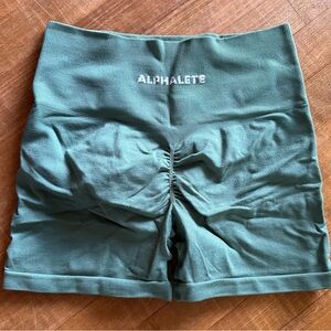 EUC Alphalete OG Ivy S shorts. Run bigger like a medium in my opinion.